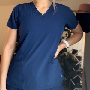 Adar Scrub Set - top & bottom included | size Medium